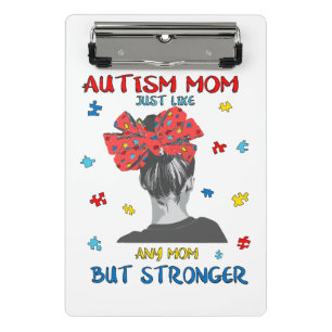 Minicarpeta De Pinza Autismo. Una madre con un hijo con necesidades esp