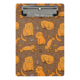 Minicarpeta De Pinza Modelo con los gatos