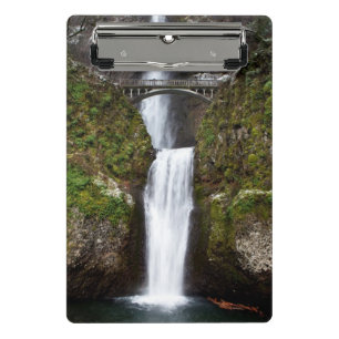 Minicarpeta De Pinza Multnomah baja en la garganta de Columbia