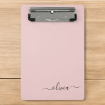 Minicarpeta De Pinza Nombre del Monograma de Rubor Dusty Pink Moderne S<br><div class="desc">Portapapeles de planeamiento de nombres rosados con polvo de Rubor. Esto hace que el dulce perfecto cumpleaños 16,  boda,  ducha de novia,  aniversario,  ducha de bebé o fiesta de soltera sea regalo para alguien que ama el lujo glam y los estilos de moda.</div>