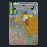 Minicarpeta De Pinza Pintura de dormitorio Vincent Van Gogh<br><div class="desc">Pintura de obra maestra Van Gogh - Esta pintura de Vincent van Gogh llamada The Bedroom es una pintura de su habitación de 1889,  en el Instituto de Arte de Chicago. Era su dormitorio en Arles,  Francia,  que decoró y creó este cuadro de su dormitorio.</div>