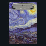 Minicarpeta De Pinza Vincent Van Gogh Starry Night Vintage Bella Artes<br><div class="desc">Vincent van Gogh Starry Night Bella Artes Painting Starry Night es un cuadro del artista holandés post-impresionista Vincent van Gogh. El cielo azul nocturno está lleno de nubes, estrellas y una luna creciente brillante. La noche estrellada es la única noche de la serie de vistas desde la ventana de su...</div>
