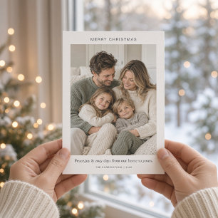 Mínima foto familiar acogedora de Navidad