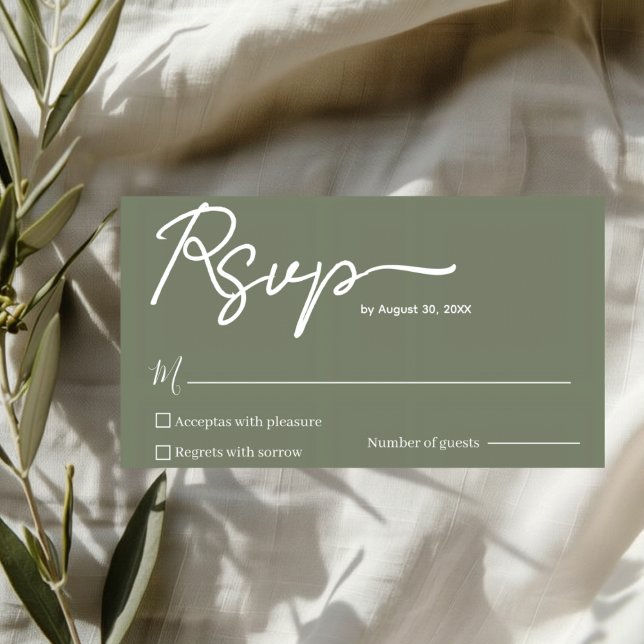 Minimalist Olive Green Wedding RSVP Card Template  (Subido por el creador)