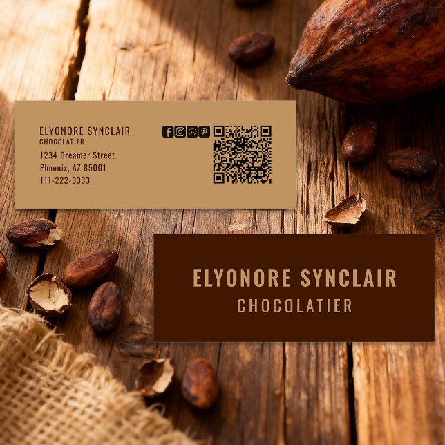 Minitarjeta De Visita Elegant Brown Chocolatier Social Icon QR Code  (Subido por el creador)