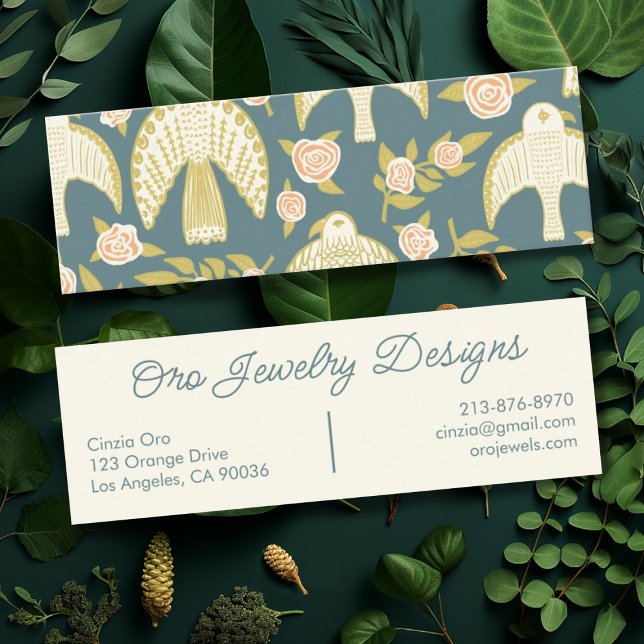 Minitarjeta De Visita Falcones y Rosas Moda femenina elegante en el fras (Cool custom mini business cards with a falcon and floral design on one side.)