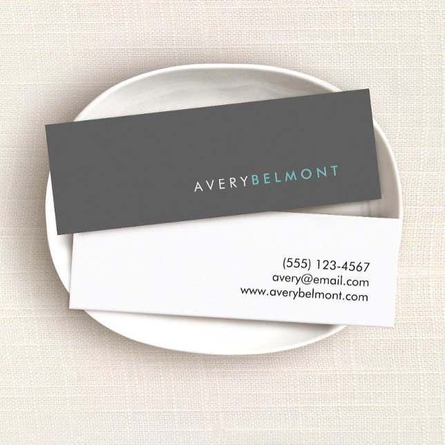 Minitarjeta De Visita Gris minimalista moderno (Subido por el creador)