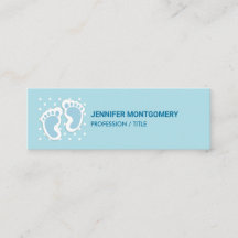 Ilustracion de pies de niño pequeño azul