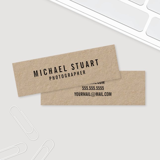 Minitarjeta De Visita Papel kraft de texto negrita profesional (Subido por el creador)