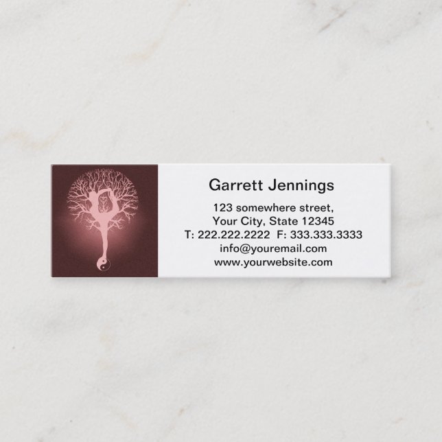 Minitarjeta De Visita Señora que hace yoga con el fondo rojo (Anverso)