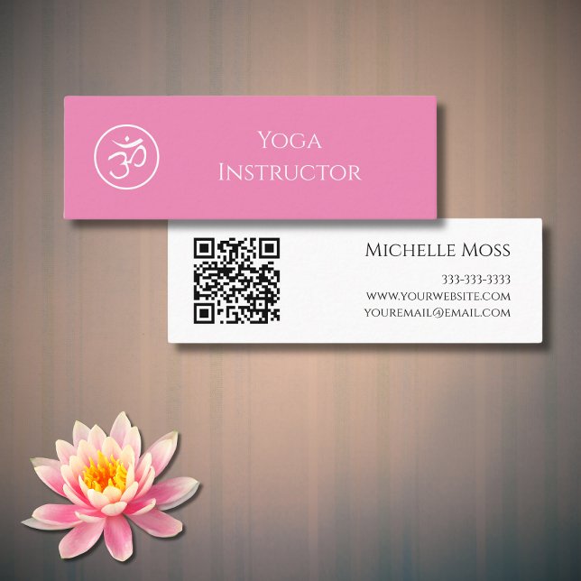 Minitarjeta De Visita Símbolo Om del instructor de yoga código QR rosa (Subido por el creador)