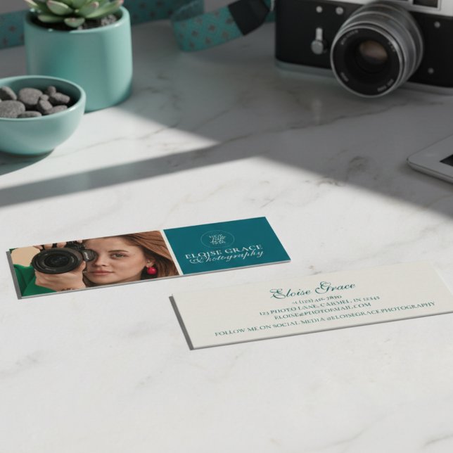 Minitarjeta De Visita Turquoise Modern Photo Photographer  (This modern, mini business card features horizontal headshot photo and professional typography!)
