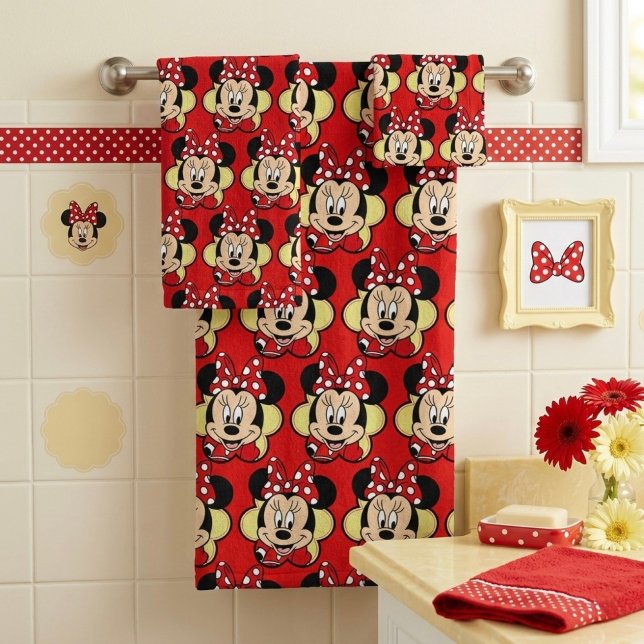 Minnie (Subido por el creador)