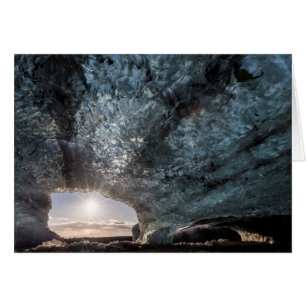 Mirando desde una cueva de hielo, Islandia