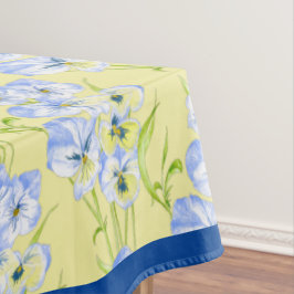 Misericordias azules sobre un mantel