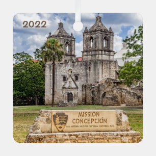 Misión Concepción, Adorno Metálico Cuadrado