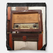 antigua radio clásica de madera