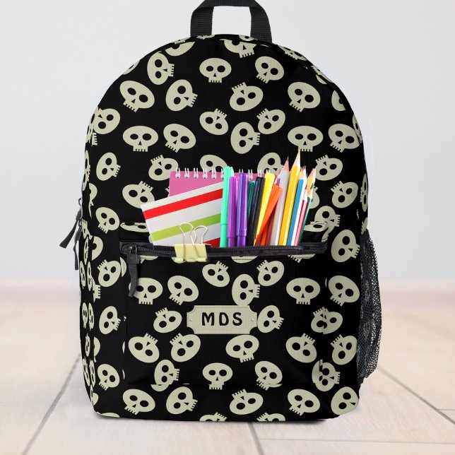 Mochila de calavera mate monograma mochila impresa (Love cute skulls and backpacks? Just add your initials to this one)