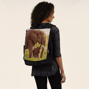 Mochila Elefante y bebé de las imágenes el de Getty