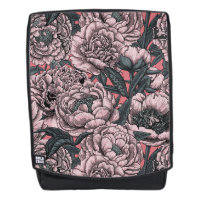 Flores y polillas rosadas