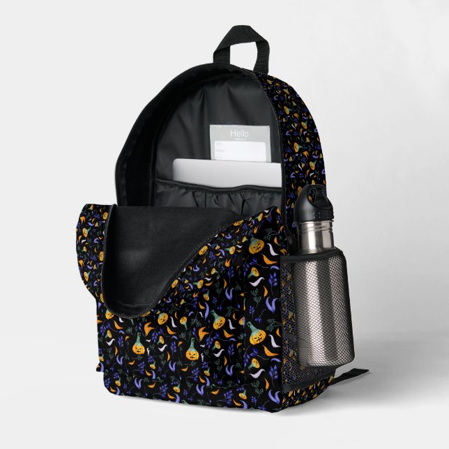 Mochila forestal de Halloween #3 (Esquina trasera derecha (abierta))