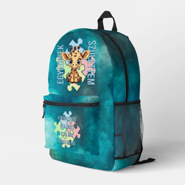Mochila Impresa Egyedinek születtem – kedves zsiráfos design (Esquina derecha trasera )