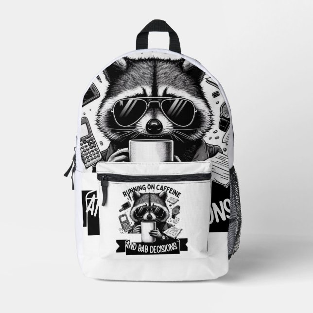 Mochila Impresa Funny Coffee Raccoon – Caffeine & Bad Choices Art (Anverso)