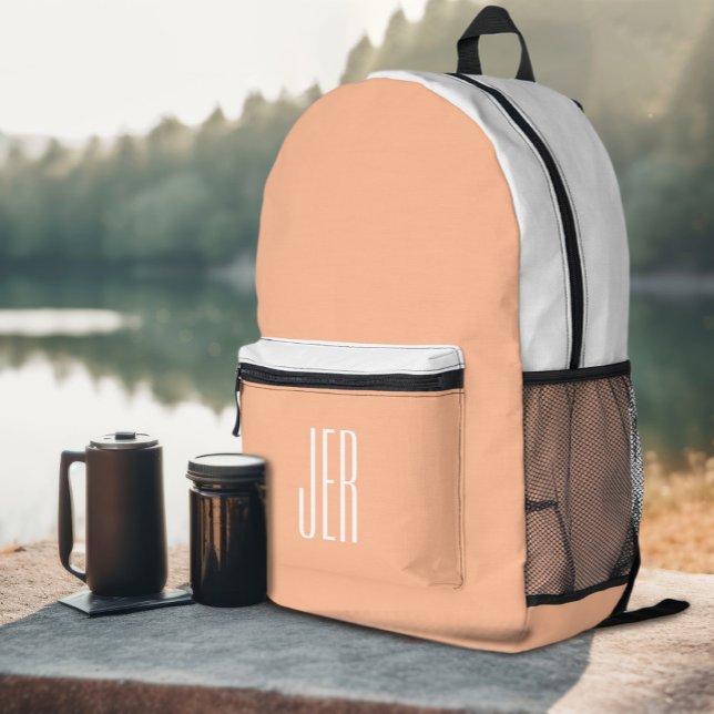 Mochila Impresa Las Iniciales Personalizadas De Monograma Moderno  (Personalized Modern Monogram Initials Peach White Printed Backpack)