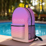 Mochila Impresa Pastel Púrpura Coral Rosa Ombre - enorme monograma<br><div class="desc">Un gradiente pastel colorido con tonos violeta,  rosa y coral. Un nombre enorme está en el frente. Incluye un patrón de houndstoth y polka dot. Puede agregar un nombre,  un monograma u otro texto personalizado. Si necesita mover el dibujo,  haga clic en el botón personalizar para realizar cambios.</div>