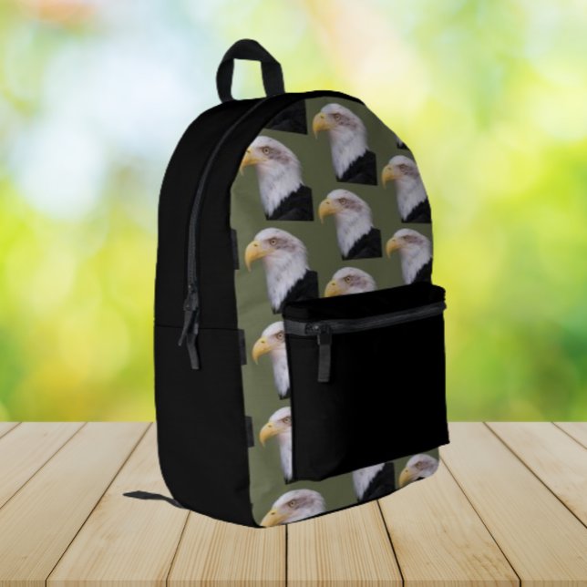Mochila Impresa Patrón de cabeza de águila calva estadounidense (In Situ Angled)