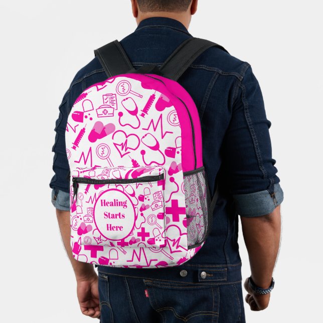 Mochila Impresa Personalizable del patrón de iconos médicos rosas (Insitu (Modelo))