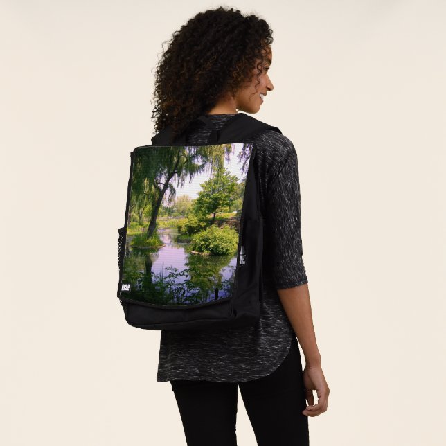 Mochila Lugar Tranquilo Dentro de la Ciudad (Puesto)