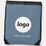 Mochila Negocio de promoción de texto con logotipo simple<br><div class="desc">Añade tu propio logotipo y elección de texto a este diseño. Eliminar el texto si lo prefiere. Minimalista y profesional. Ideal para un producto promocional para sus clientes y clientes. Para ver otras versiones,  vea la colección.</div>