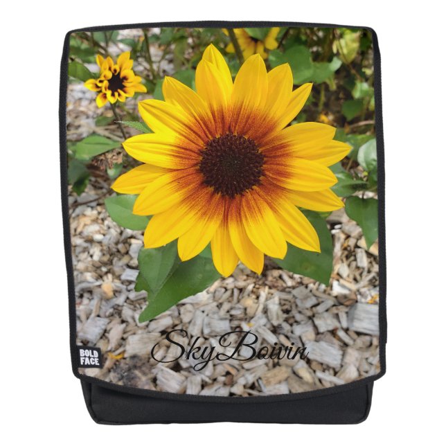 Mochila ojos negros de susan (Anverso)