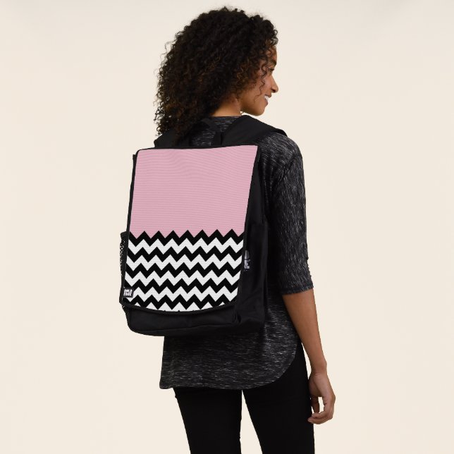 Mochila Patrón de zigzag negro y blanco, chevron, rosa (Puesto)