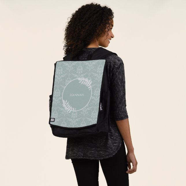 Mochila personalizada Sage Green Elegant Damask (Puesto)