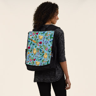 Mochila Pollitos y flores silvestres sobre azul bebé