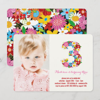 Moda de las flores de primavera Invitación a tres
