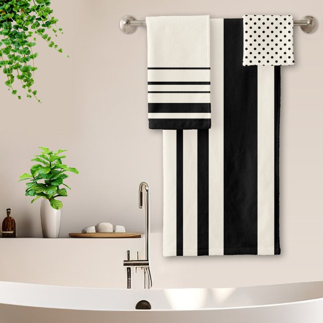 Moda Marfil Bandas Negras Puntos de Polka (A classic bathroom towel set in ivory and chic black with stripes and polka dots)