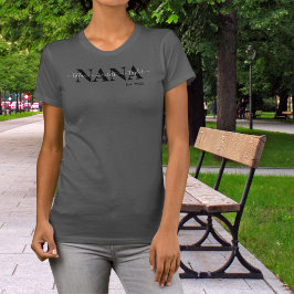 Moda Nana con niños nombran camiseta de año