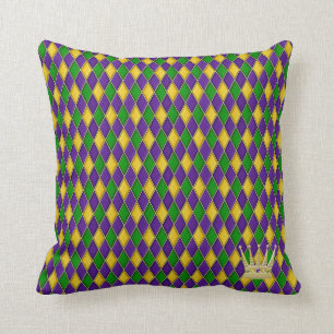 Modelo Mardi Gras Harlequin con almohadas de coron