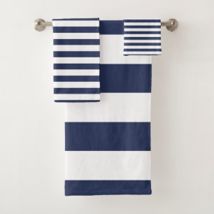 Modelo rayado azul marino y blanco moderno