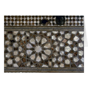 Modelos de cristal en las paredes