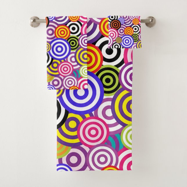 Modern Colorful Stylish Concentric Circles (In situ)