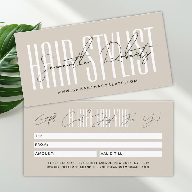 Modern hair stylist script typography gift card (Subido por el creador)