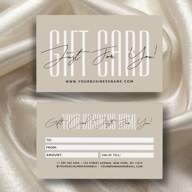 Modern script typography business gift card  (Subido por el creador)