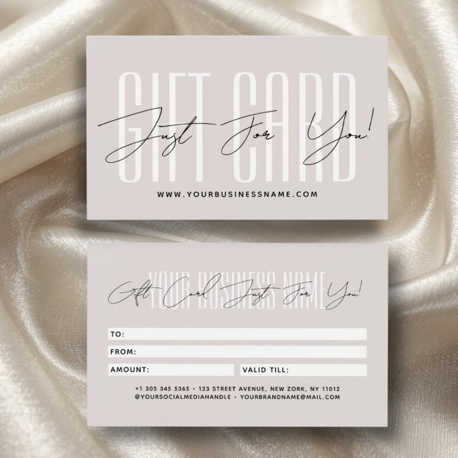 Modern script typography business gift card  (Subido por el creador)