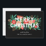 Moderna audaz floral Feliz Navidad nombre de la fa<br><div class="desc">Envíe unos hermosos y personalizados saludos navideños con esta elegante carta, que incluye varios elementos florales dibujados a mano (pino, flores, capullos, pinecones, hojas y brotes). La tipografía moderna dice, "Feliz Navidad" en blanco, y los elementos folclóricos están por debajo, con algunos elementos por encima del texto. Las plantillas de...</div>