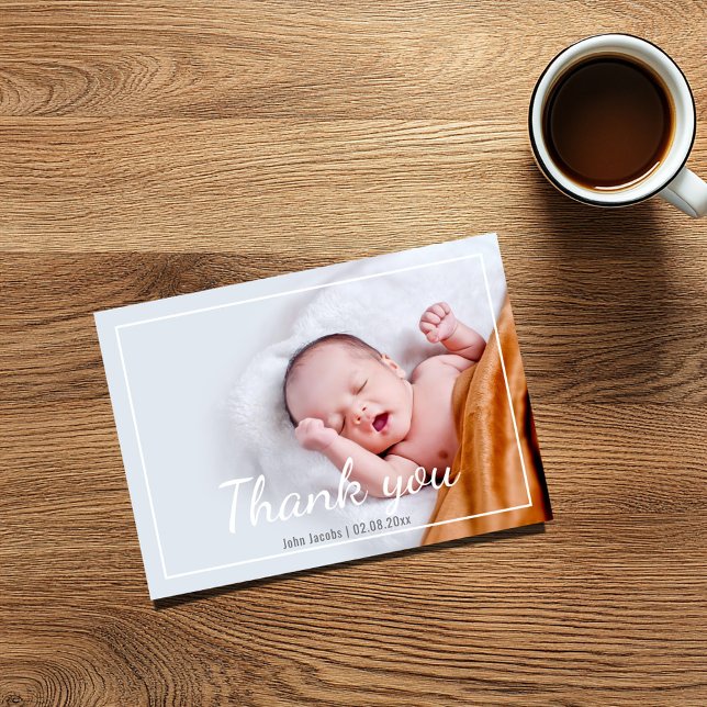 Moderna, ducha de bebé, niño, tarjeta de agradecim (Baby shower "thank you" photo card with baby name and birth date)