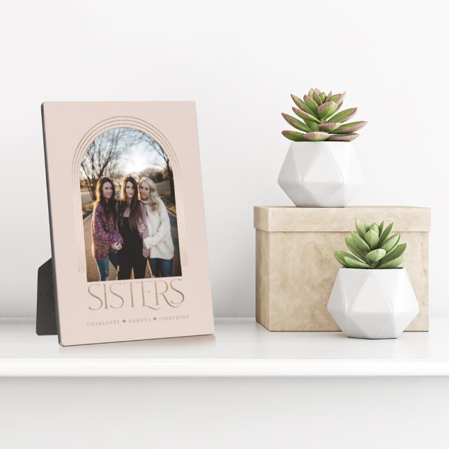 Moderna elegancia de las hermanas de marco de arco (Subido por el creador)